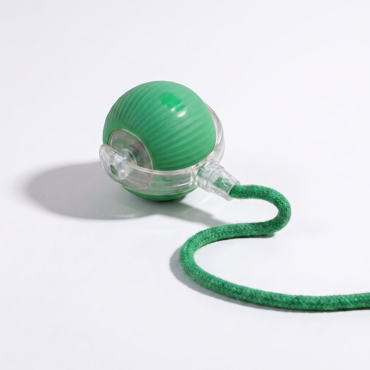Bola Interactiva Inteligente para Gatos con Cuerda